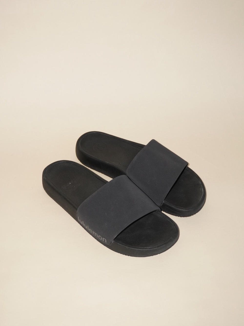 Lululemon Restfeel Black Slides NWT - Size 10